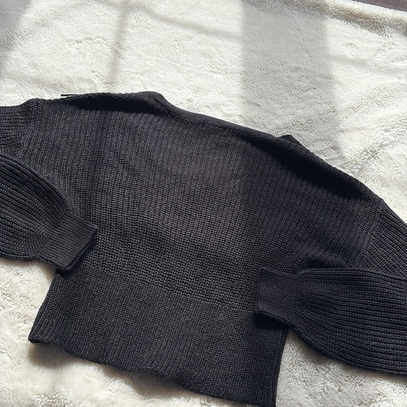 UK2LA Black Ribbed Knit Wrap Sweater Crop Top - Long Sleeve Size Small - Picture 5 of 5